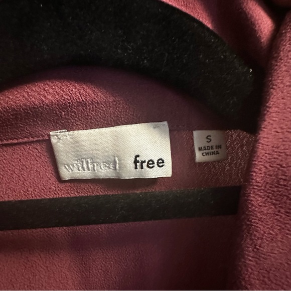 Aritzia Huang Blouse - Picture 5 of 5